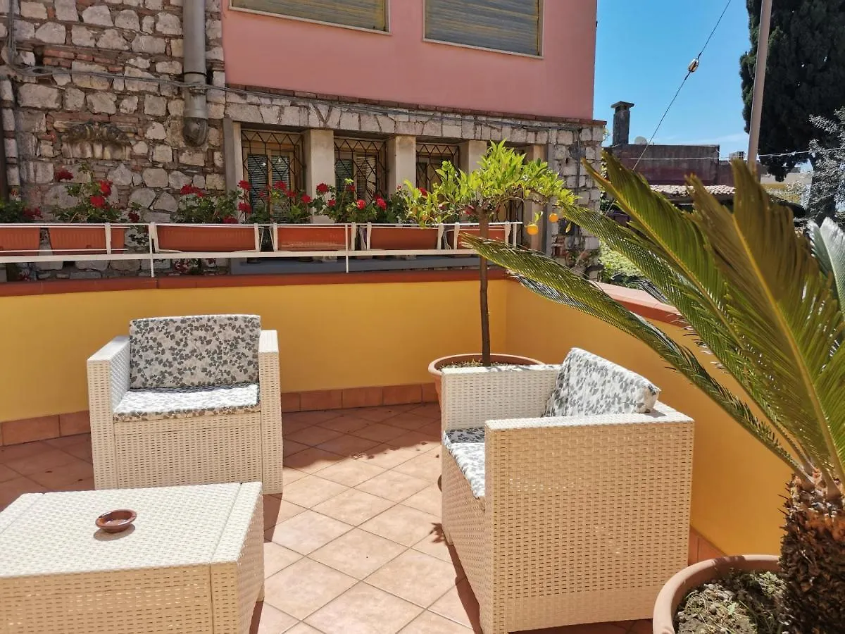 La Cartolina Apartment Taormina